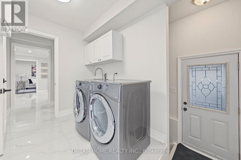 509 FOREST DRIVE, Vaughan (West Woodbridge), Ontario, L4L6M6