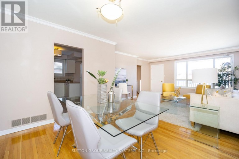 UPPER - 233 HULLMAR DRIVE, Toronto (Black Creek), Ontario, M3N2G2