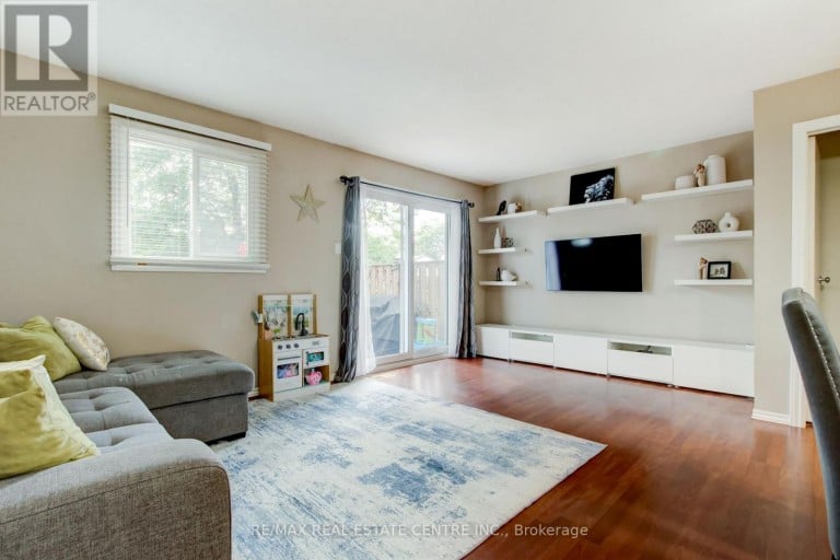 108 - 45 HANSEN ROAD N, Brampton (Madoc), Ontario, L6V3C5