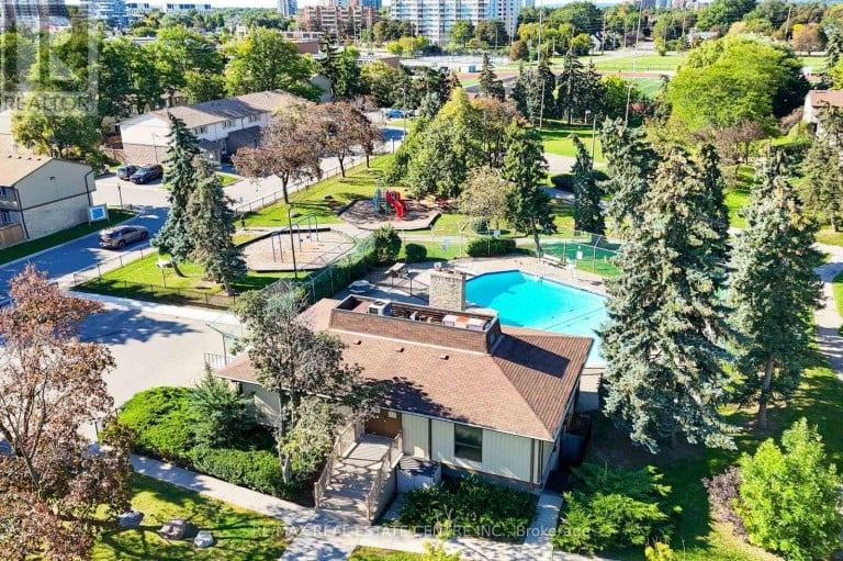 108 - 45 HANSEN ROAD N, Brampton (Madoc), Ontario, L6V3C5