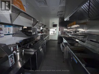 200 FITCH STREET Welland (Prince Charles) Ontario photo 11
