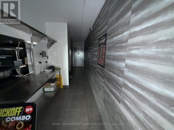 200 FITCH STREET Welland (Prince Charles) Ontario photo 5