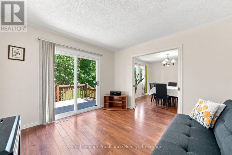 11 MONROE COURT, Prince Edward County (Wellington Ward), Ontario, K0K3L0