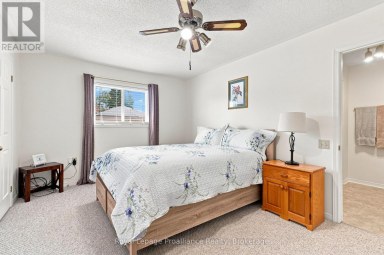 11 MONROE COURT Prince Edward County (Wellington Ward) Ontario photo 11