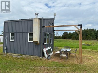 2034 COUNTY ROAD 5 ROAD Prince Edward County (Sophiasburg Ward) Ontario photo 11