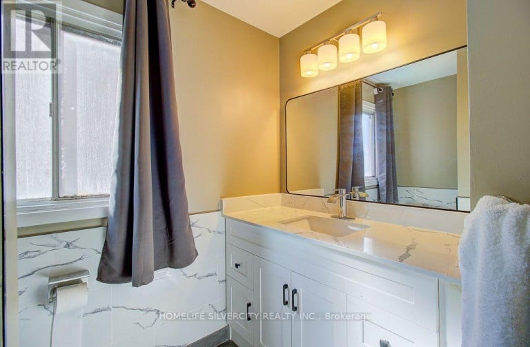 17 ROOKSNEST TRAIL, Toronto (Agincourt North), Ontario, M1S3W1