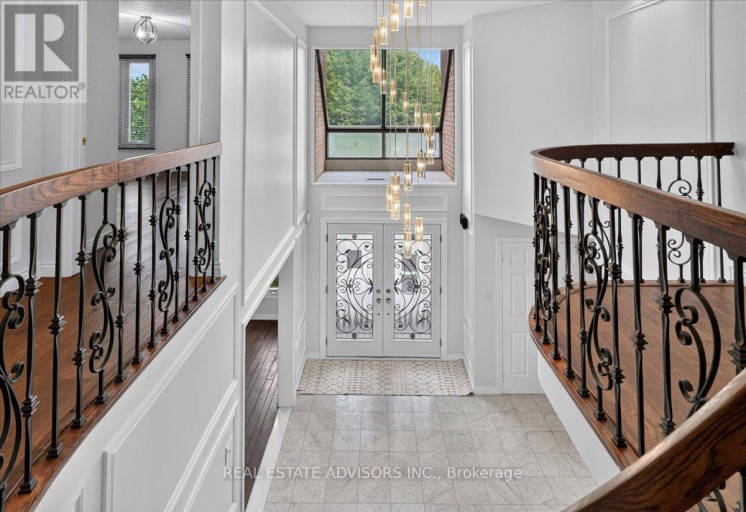 1 BRONTE ROAD, Markham (Thornlea), Ontario, L3T7H5