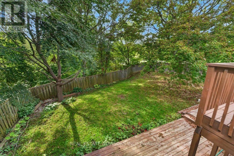 1 BRONTE ROAD, Markham (Thornlea), Ontario, L3T7H5