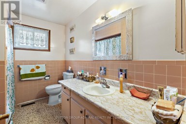 201 DERRYDOWN ROAD Toronto (York University Heights) Ontario photo 26