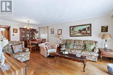 201 DERRYDOWN ROAD Toronto (York University Heights) Ontario photo 5