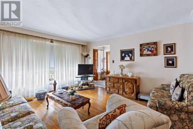 201 DERRYDOWN ROAD Toronto (York University Heights) Ontario photo 8