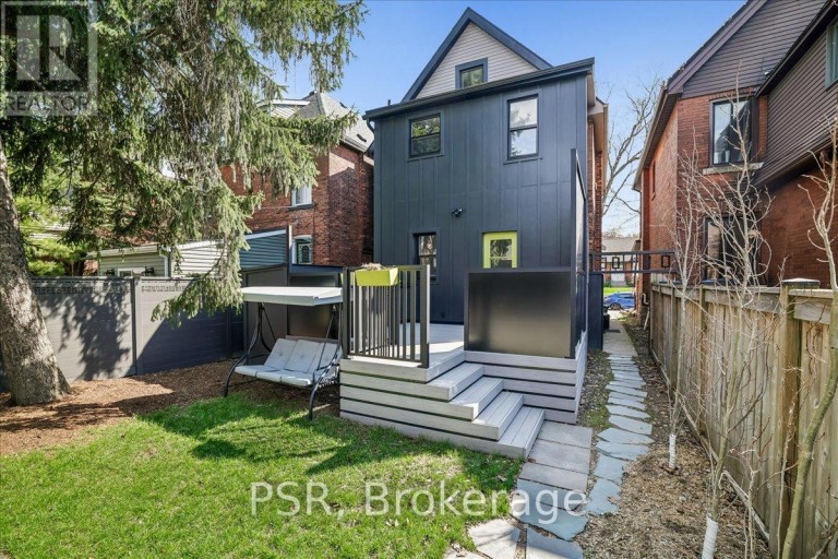 40 STANLEY AVENUE, Hamilton (Kirkendall), Ontario, L8P2L1
