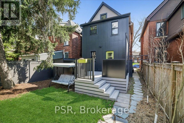 40 STANLEY AVENUE, Hamilton (Kirkendall), Ontario, L8P2L1