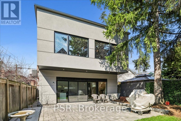 40 STANLEY AVENUE, Hamilton (Kirkendall), Ontario, L8P2L1