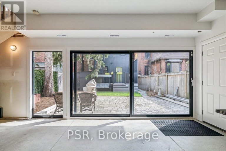 40 STANLEY AVENUE, Hamilton (Kirkendall), Ontario, L8P2L1