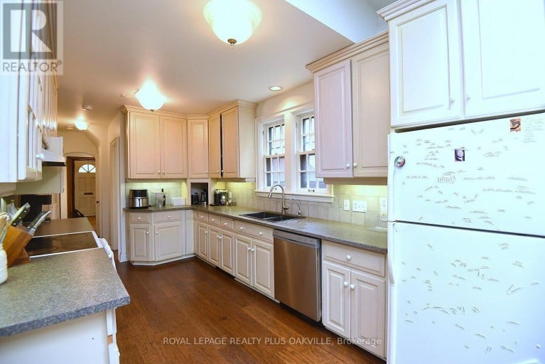 1236 KING STREET W, Hamilton (Westdale), Ontario, L8S1M6