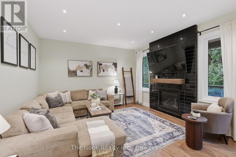 34 MAHAFFY PLACE, Clarington (Courtice), Ontario, L1E0H9