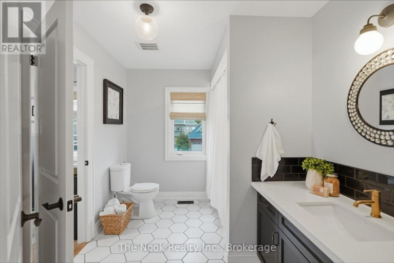 34 MAHAFFY PLACE, Clarington (Courtice), Ontario, L1E0H9