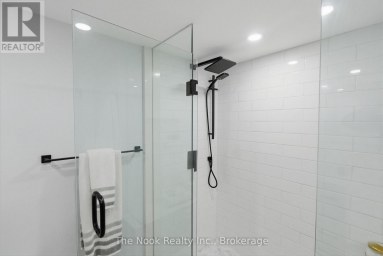 34 MAHAFFY PLACE Clarington (Courtice) Ontario photo 38