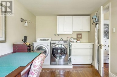 2 OAK KNOLL DRIVE Hamilton (Westdale) Ontario photo 31