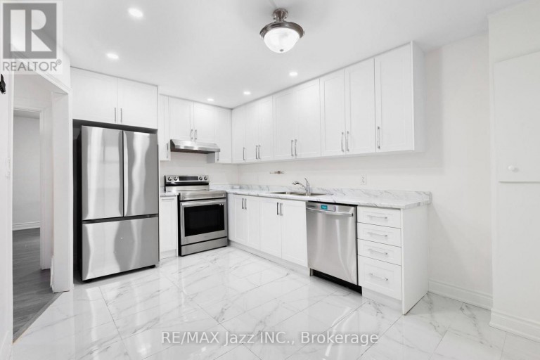152 ELGIN STREET E, Oshawa (O'Neill), Ontario, L1G1T3