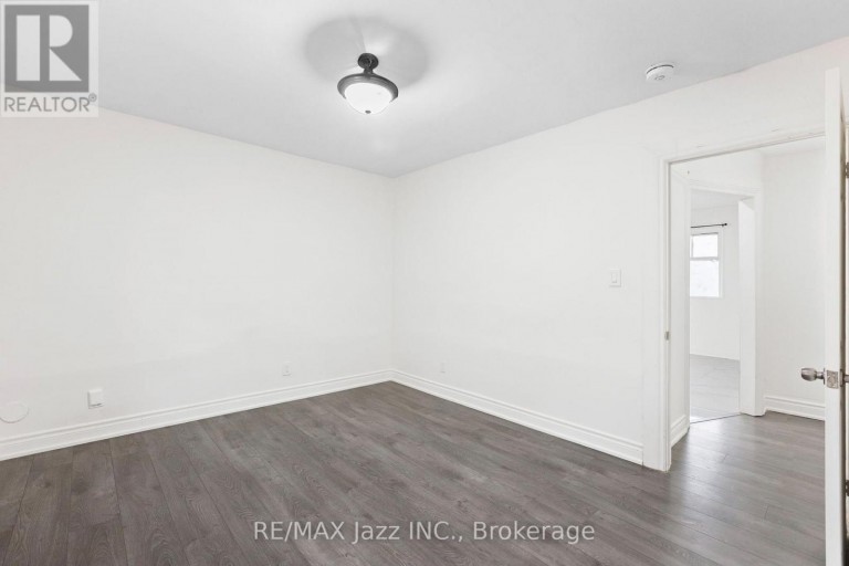 152 ELGIN STREET E, Oshawa (O'Neill), Ontario, L1G1T3
