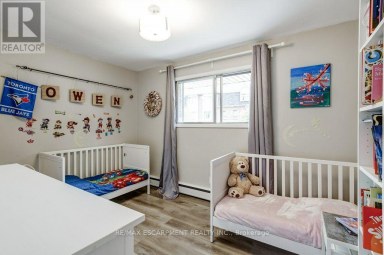 56 BARTON STREET Hamilton (Waterdown) Ontario photo 18