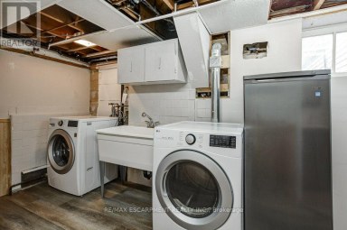 56 BARTON STREET Hamilton (Waterdown) Ontario photo 23