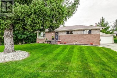 56 BARTON STREET Hamilton (Waterdown) Ontario photo 3
