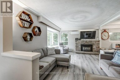 56 BARTON STREET Hamilton (Waterdown) Ontario photo 5