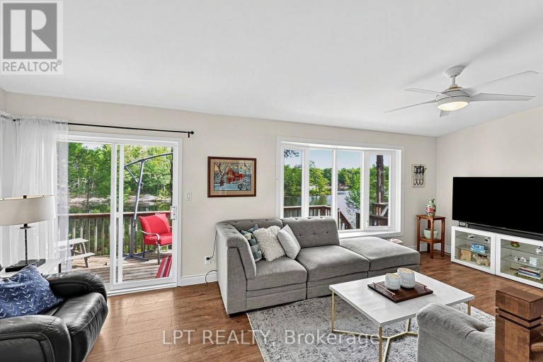5 PINETREE ROAD, Gravenhurst (Muskoka (S)), Ontario, P1P0E2