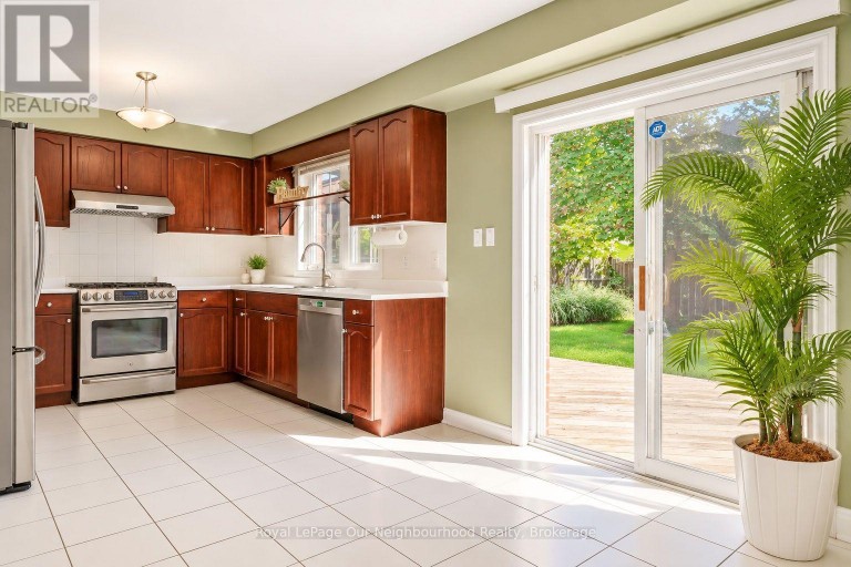 83 CLOUGHLEY DRIVE N, Barrie (Northwest), Ontario, L4N9T8