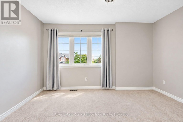 83 CLOUGHLEY DRIVE N, Barrie (Northwest), Ontario, L4N9T8