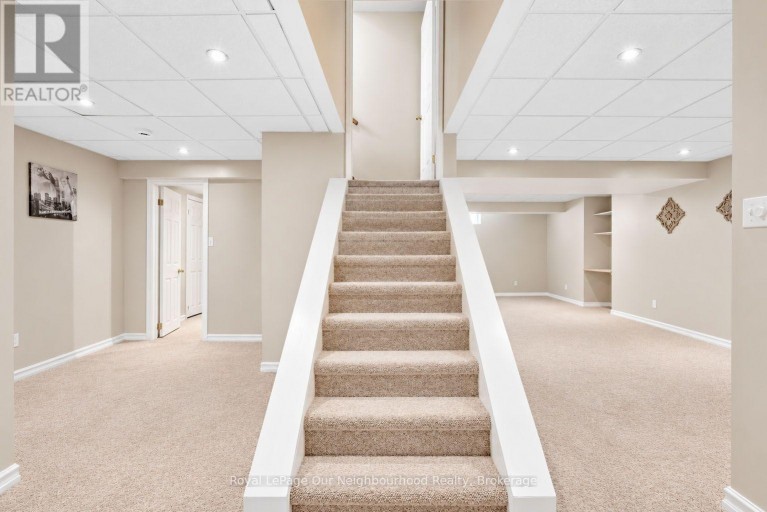 83 CLOUGHLEY DRIVE N, Barrie (Northwest), Ontario, L4N9T8