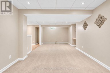 83 CLOUGHLEY DRIVE N Barrie (Northwest) Ontario photo 35