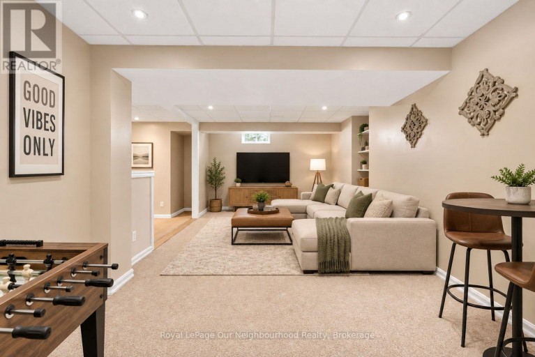 83 CLOUGHLEY DRIVE N, Barrie (Northwest), Ontario, L4N9T8