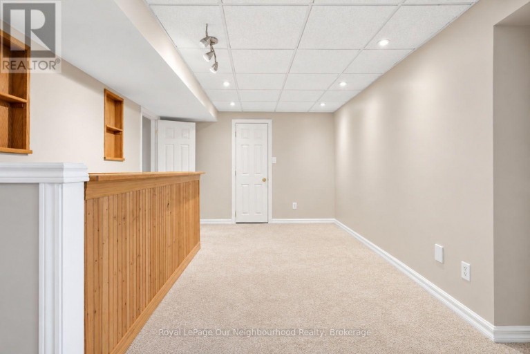 83 CLOUGHLEY DRIVE N, Barrie (Northwest), Ontario, L4N9T8