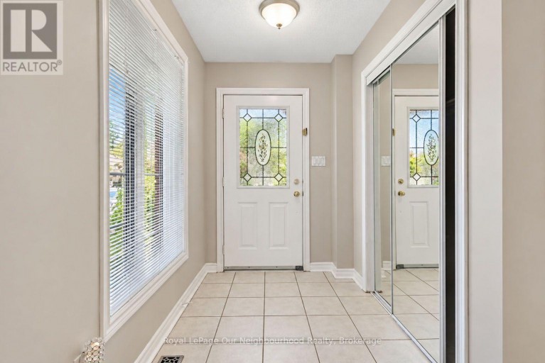 83 CLOUGHLEY DRIVE N, Barrie (Northwest), Ontario, L4N9T8