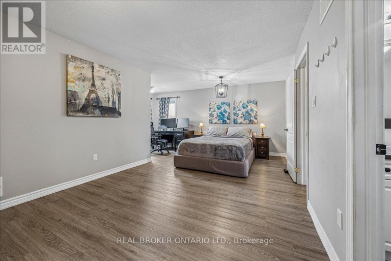 58 STEVENSON STREET, Essa (Angus), Ontario, L3W0P4