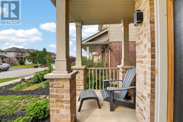 58 STEVENSON STREET, Essa (Angus), Ontario, L3W0P4