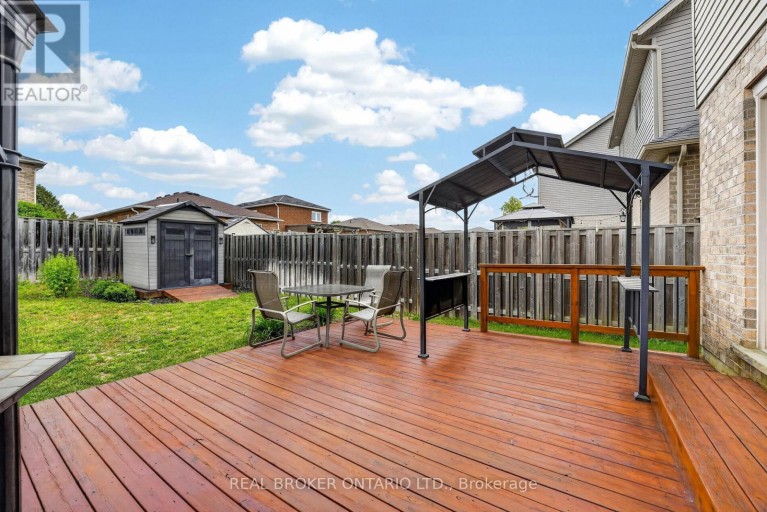 58 STEVENSON STREET, Essa (Angus), Ontario, L3W0P4