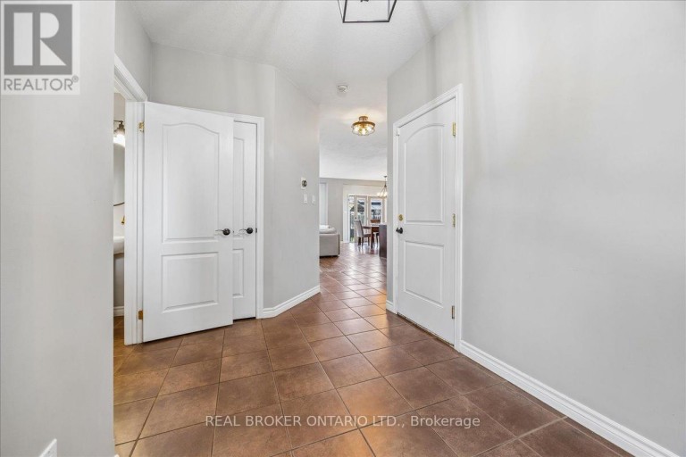 58 STEVENSON STREET, Essa (Angus), Ontario, L3W0P4