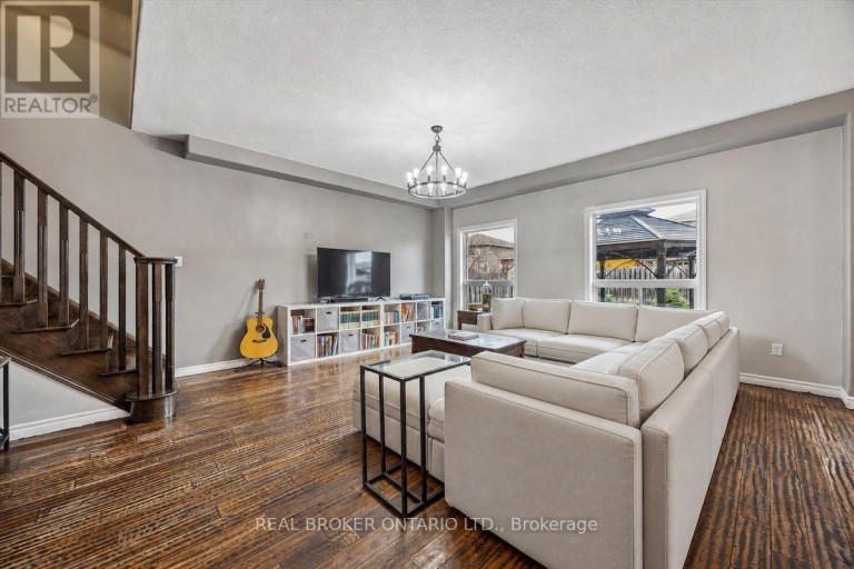 58 STEVENSON STREET, Essa (Angus), Ontario, L3W0P4