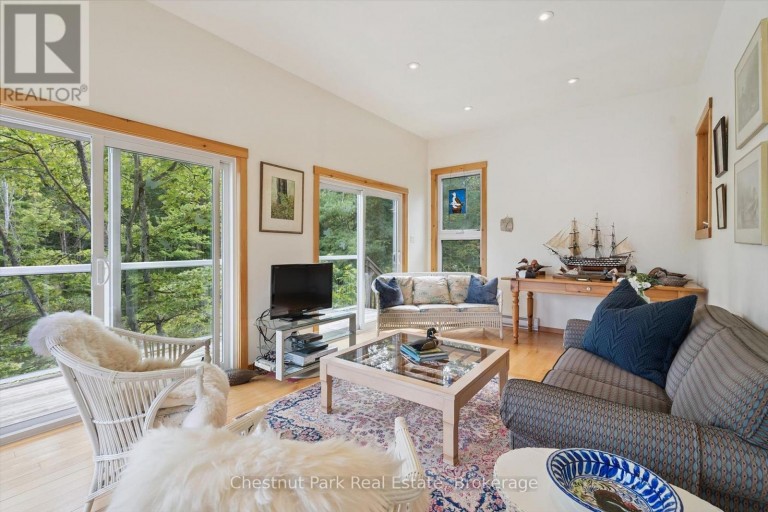 2215 MIRIAM DRIVE, Kawartha Lakes (Laxton/Digby/Longford), Ontario, K0M2K0