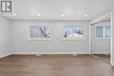 153 - 2050 UPPER MIDDLE ROAD Burlington (Brant Hills) Ontario photo 25