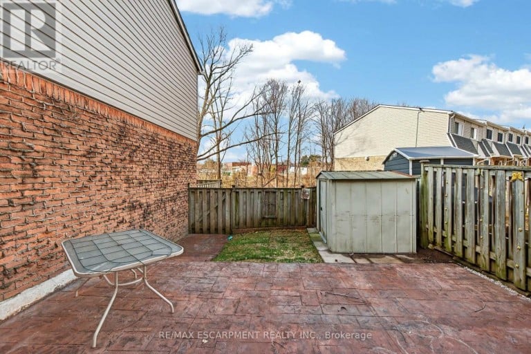 153 - 2050 UPPER MIDDLE ROAD, Burlington (Brant Hills), Ontario, L7P3R9