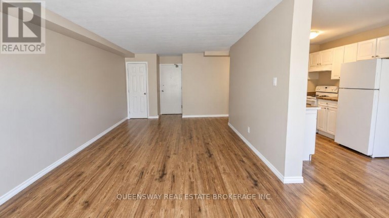 5 - 689 BARBER AVENUE, North Perth (Listowel), Ontario, N4W1S4