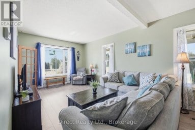 6070 COUNTY RD 9 Greater Napanee (Greater Napanee) Ontario photo 11