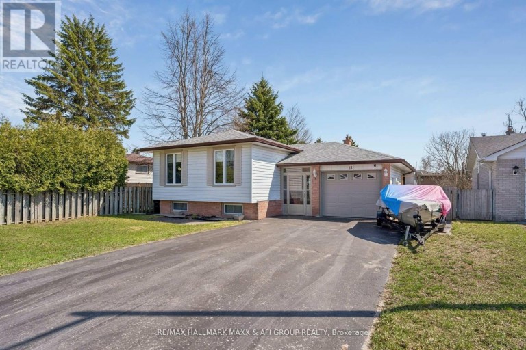 11 CHARLOTTE COURT, Barrie (Letitia Heights), Ontario, L4N6B2