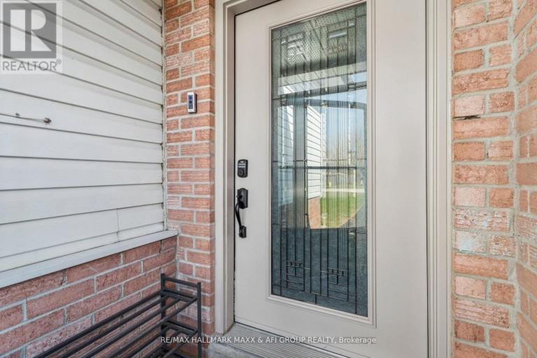 11 CHARLOTTE COURT, Barrie (Letitia Heights), Ontario, L4N6B2